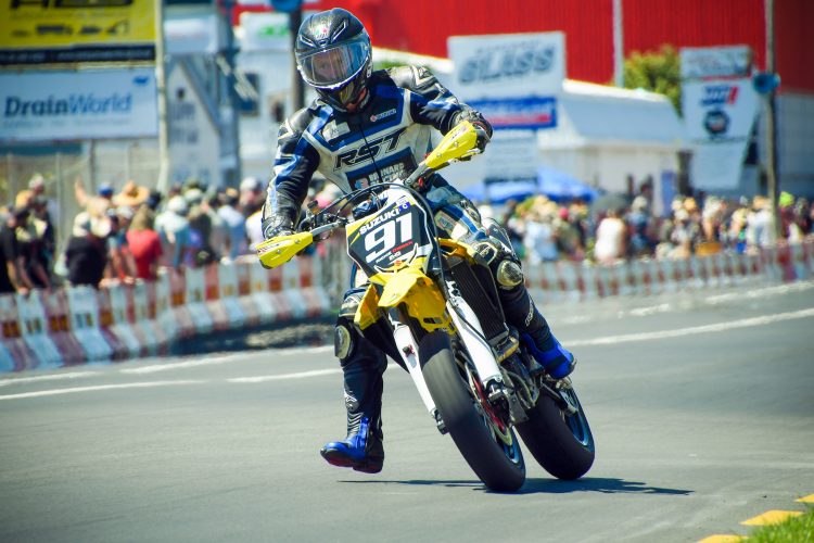 Whanganui's Richie Dibben (Suzuki RM-Z450), on his way to becoming New Zealand's first ever national supermoto champion.