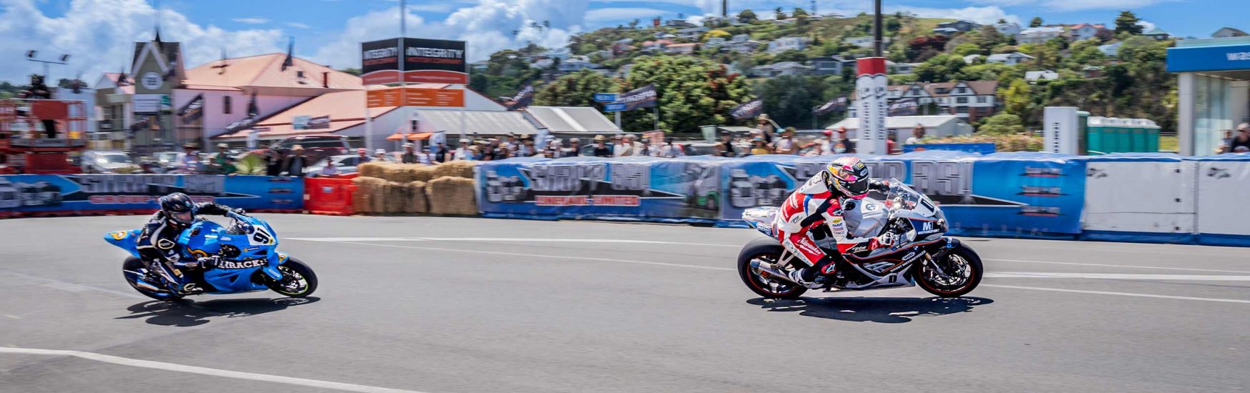 Buy your tickets to the Suzuki International Series 2024 and Cemetery Circuit in Whanganui